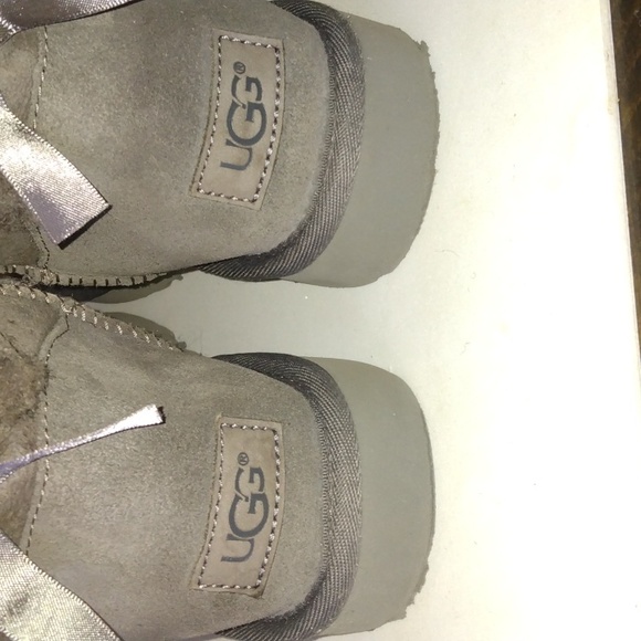 UGG BOOTS - Picture 5 of 10